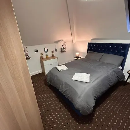 Bv Comfy Attic Studio At Deighton Huddersfield Extérieur photo