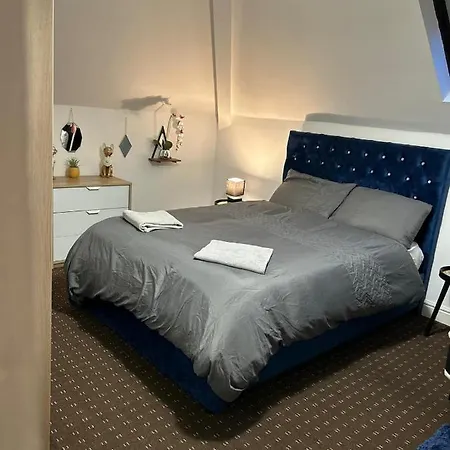 Bv Comfy Attic Studio At Deighton Huddersfield Extérieur photo