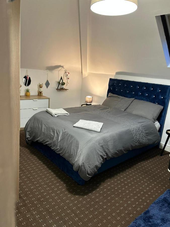 Bv Comfy Attic At Deighton